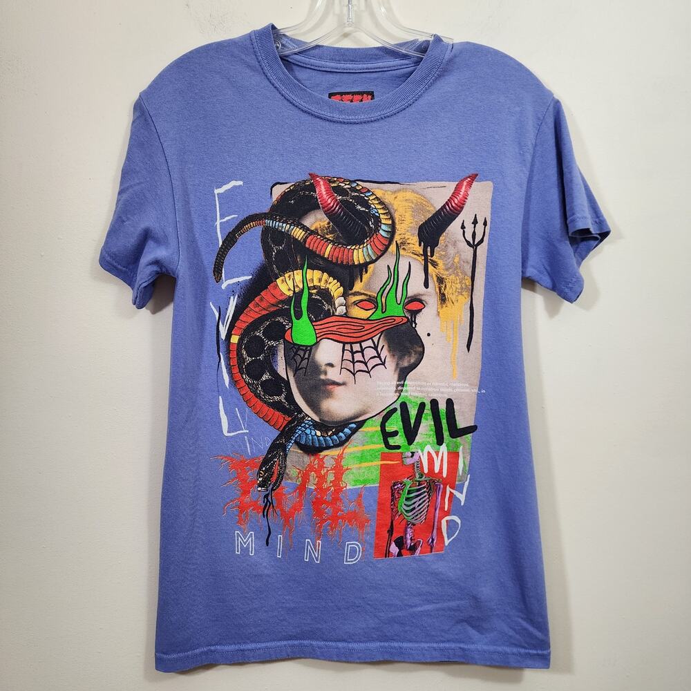 Teen Hearts Evil minds graphic short sleeve t-shirt unisex size small‎